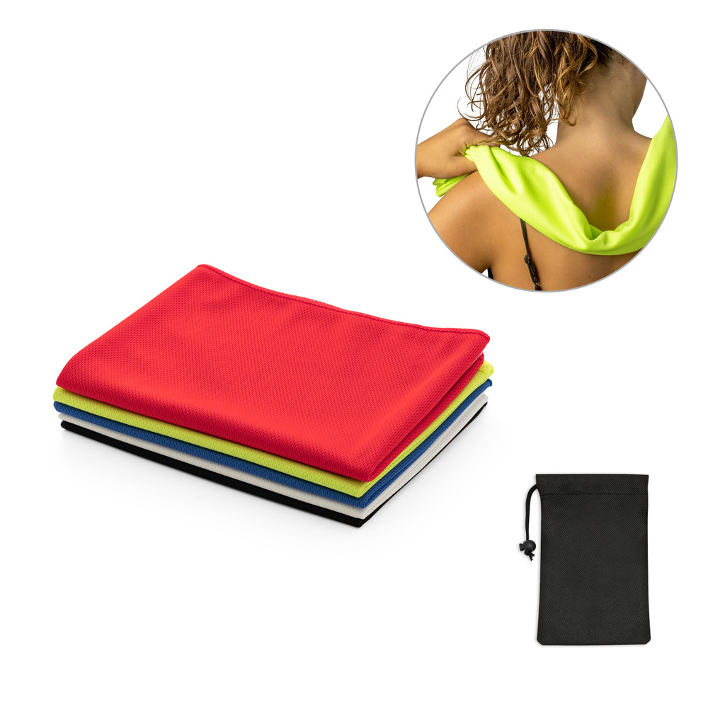 BERNAL. Recycled polyester (100% rPET) fitness cooling towel with non-woven pouch